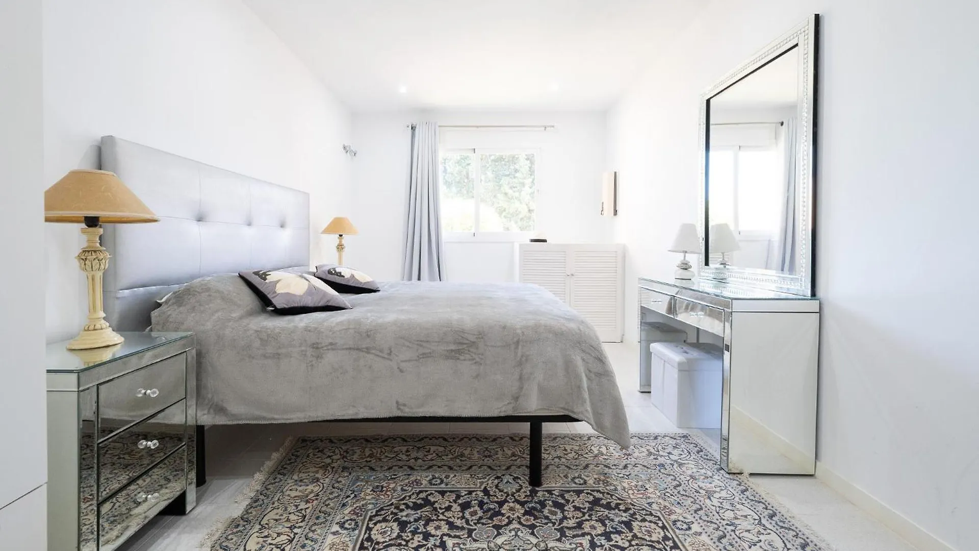 Apartment Close To The Beach With A Roof Terrace Estepona
